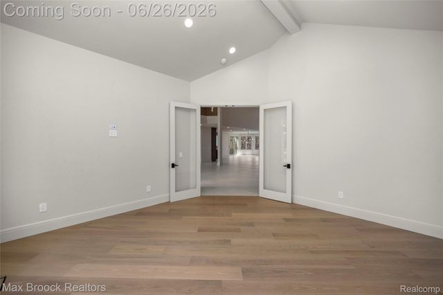 1888 W Tahquamenon Court, Bloomfield Hills, MI 48302