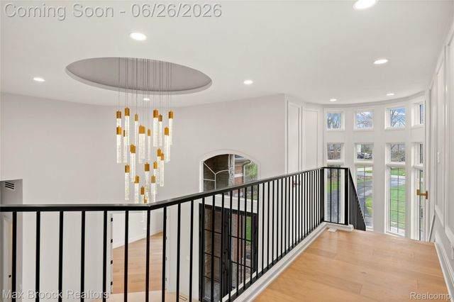 1888 W Tahquamenon Court, Bloomfield Hills, MI 48302