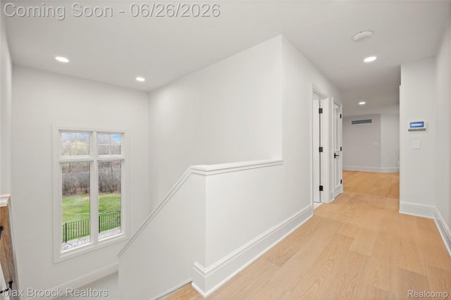 1888 W Tahquamenon Court, Bloomfield Hills, MI 48302