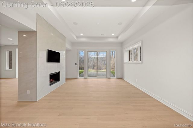 1888 W Tahquamenon Court, Bloomfield Hills, MI 48302