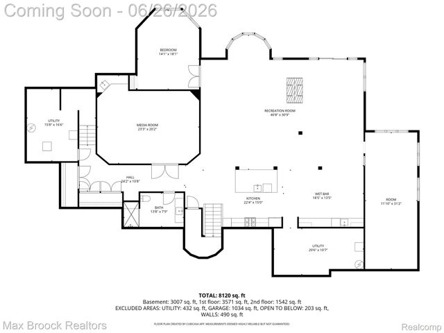 1888 W Tahquamenon Court, Bloomfield Hills, MI 48302