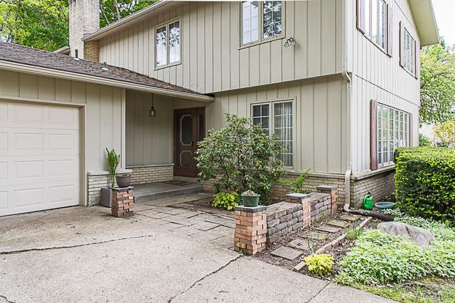 2707 Tattersall Road, Portage, MI 49024