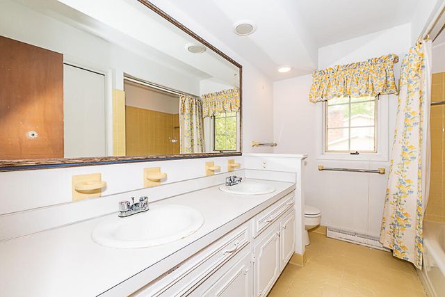 2707 Tattersall Road, Portage, MI 49024