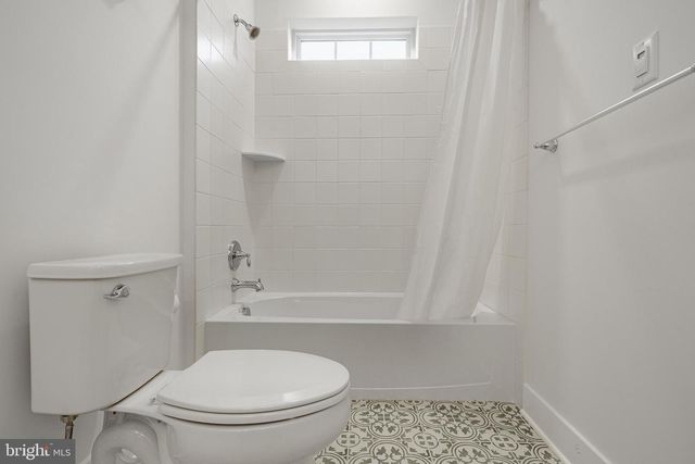 441 QUIGLEY DR, Malvern, PA 19355