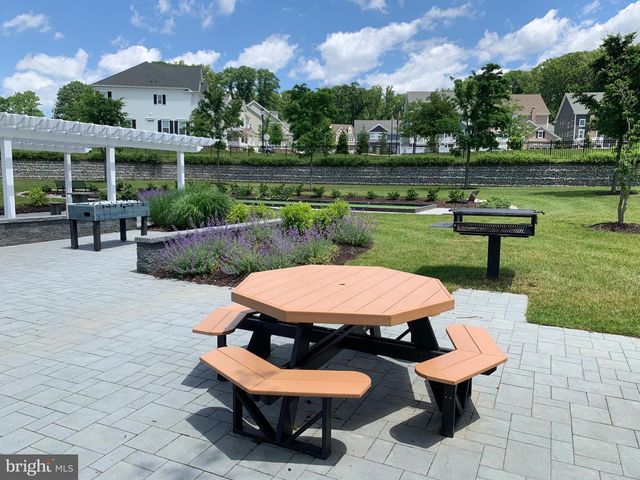 441 QUIGLEY DR, Malvern, PA 19355