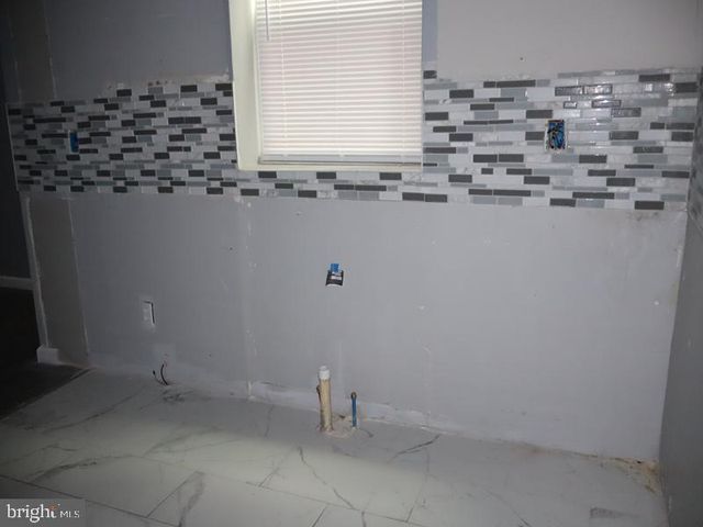 36 N 61ST ST, Philadelphia, PA 19139