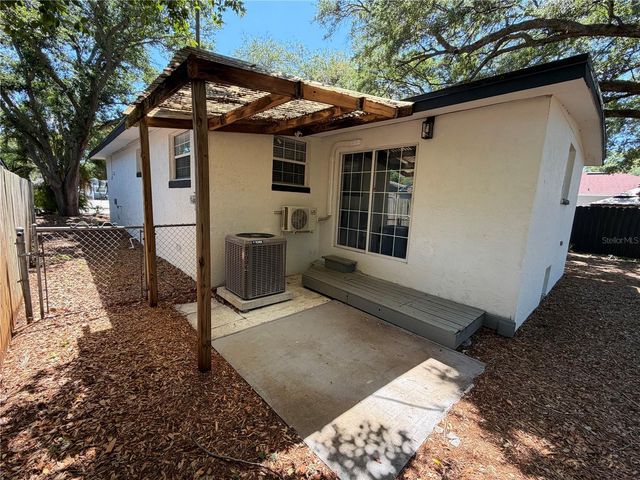 432 2ND AVENUE NE, Largo, FL 33770