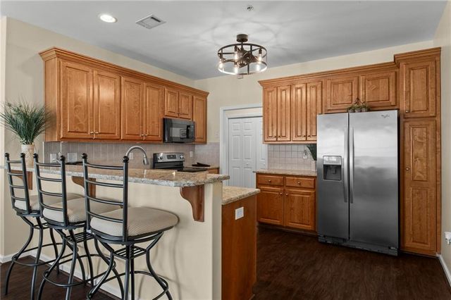 226 Hames Road 120, Woodstock, GA 30188