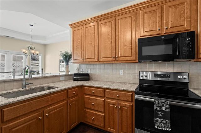 226 Hames Road 120, Woodstock, GA 30188