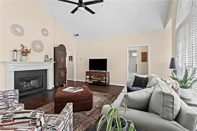 226 Hames Road 120, Woodstock, GA 30188