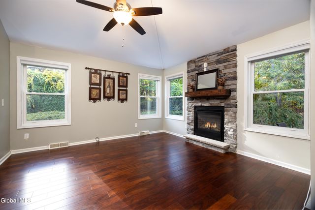 87 Old Mill Lane, Queensbury, NY 12804