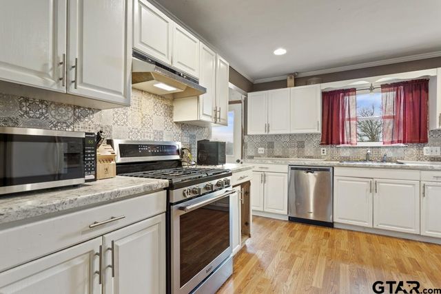 17217 CR 136, Tyler, TX 75703