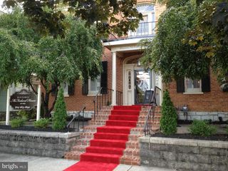 409 S QUEEN STREET, Martinsburg, WV 25401