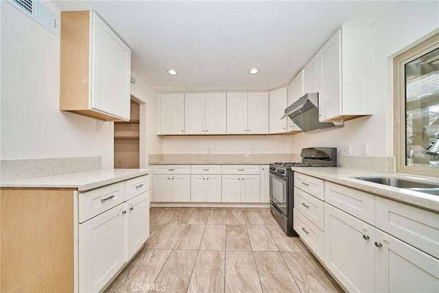 1752 Aspen Village Way, West Covina, CA 91791