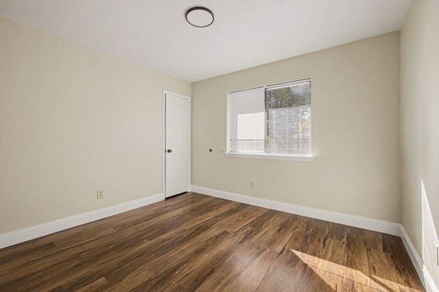 5313 Peninsula Way, Garland, TX 75043