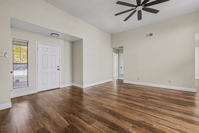 5313 Peninsula Way, Garland, TX 75043