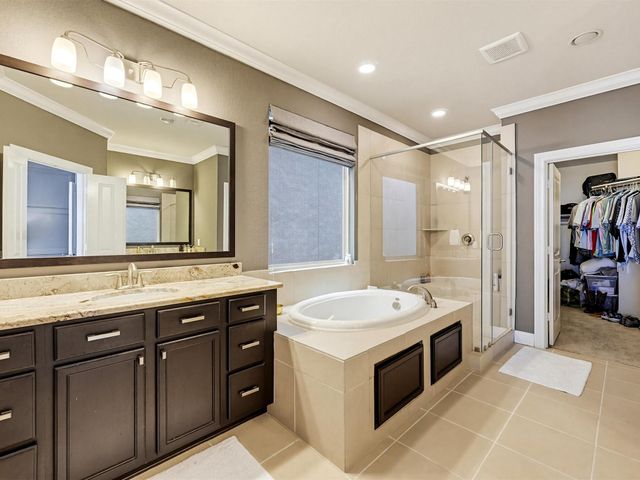 8418 Oak Leaf Point Drive, Houston, TX 77055