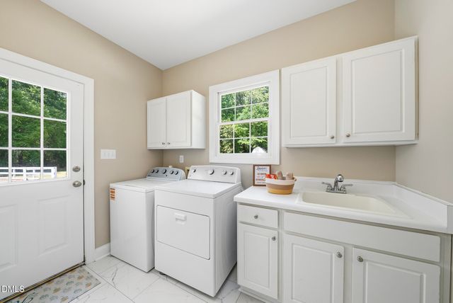 4121 Granite Ridge Trail, Raleigh, NC 27616