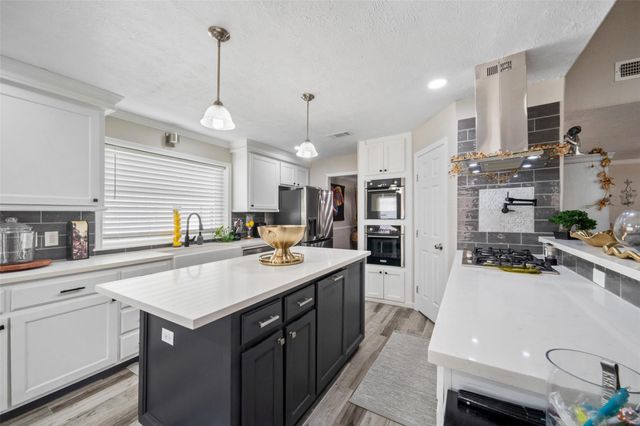 1350 Westgreen Boulevard, Katy, TX 77450