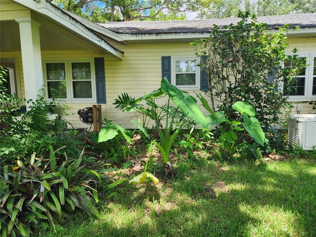 1427 NE 10TH STREET, Ocala, FL 34470