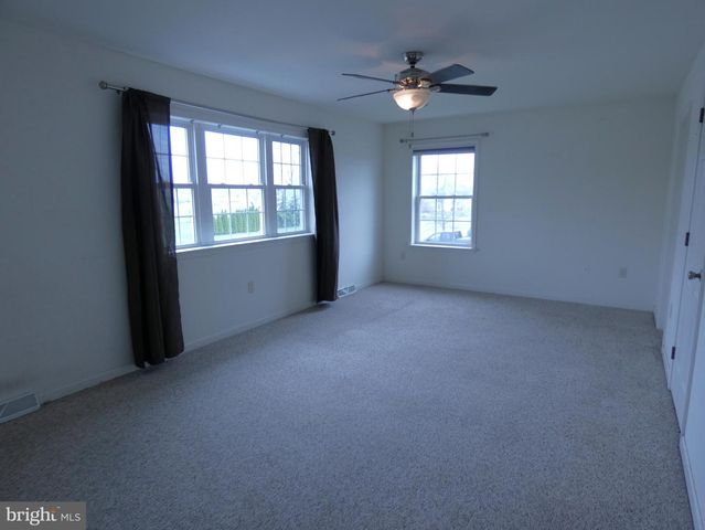 106 GABLE DR, Myerstown, PA 17067