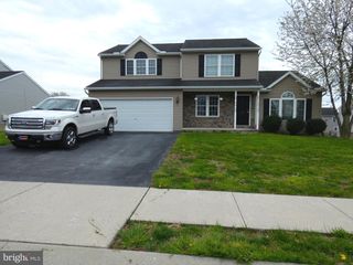 106 GABLE DR, Myerstown, PA 17067