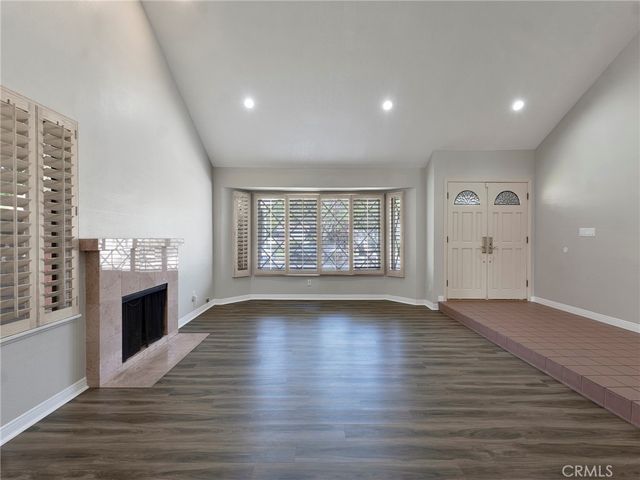 21316 Nashville, Chatsworth, CA 91311