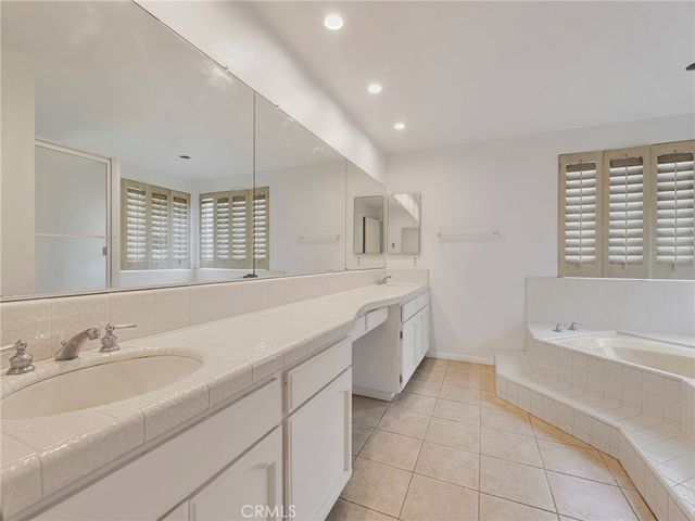 21316 Nashville, Chatsworth, CA 91311