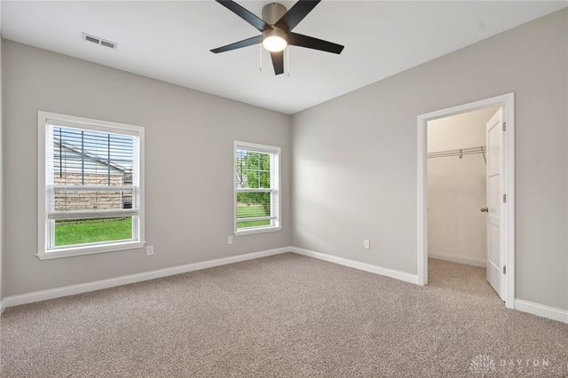 567 Golden Maple Avenue, Brookville, OH 45309