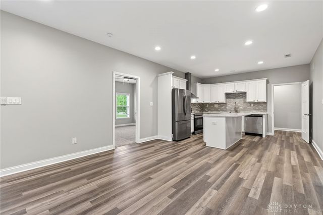 567 Golden Maple Avenue, Brookville, OH 45309