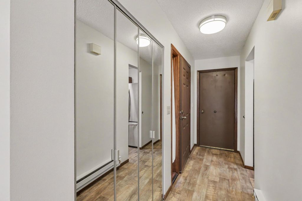 1581 Wheelock Lane 206, Saint Paul, MN 55117 — photo 4