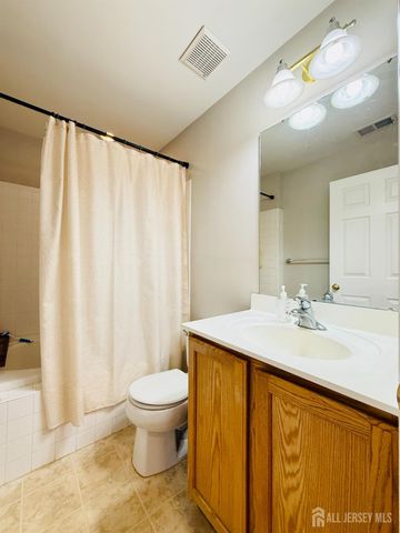 47 PEPPERMINT Drive, Lumberton, NJ 08048