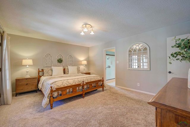 986 Texas Highway 77 W, Atlanta, TX 75551