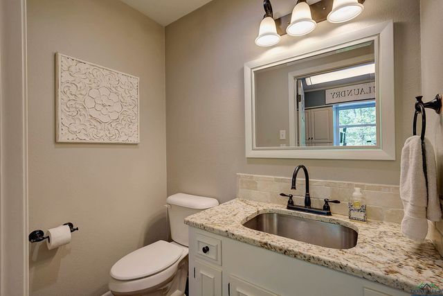 986 Texas Highway 77 W, Atlanta, TX 75551