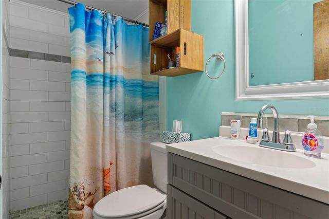 35077 WHISPERING OAKS BOULEVARD, Dade City, FL 33523