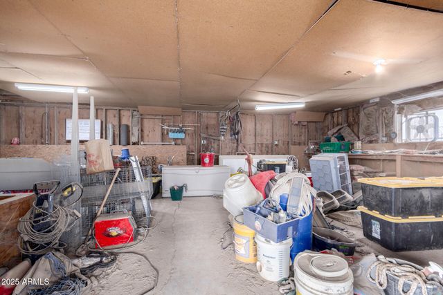 35011 N 3RD Street, Phoenix, AZ 85086