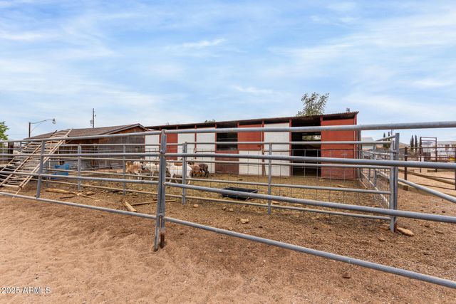 35011 N 3RD Street, Phoenix, AZ 85086