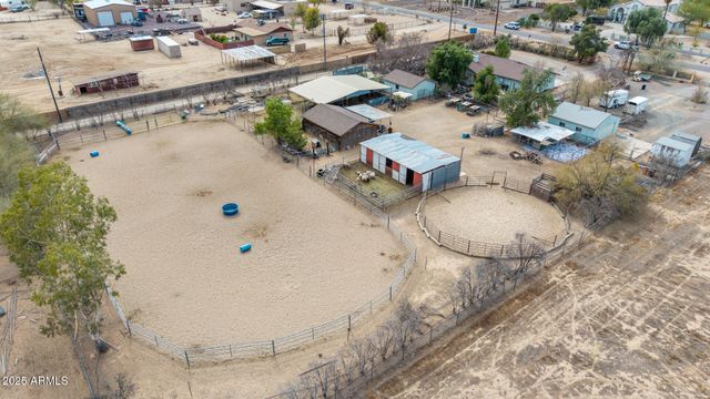 35011 N 3RD Street, Phoenix, AZ 85086