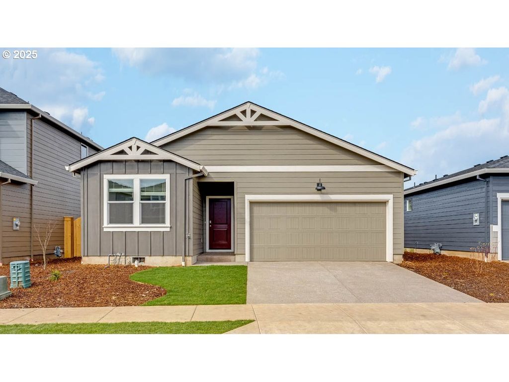 2906 U St, Springfield, OR 97477