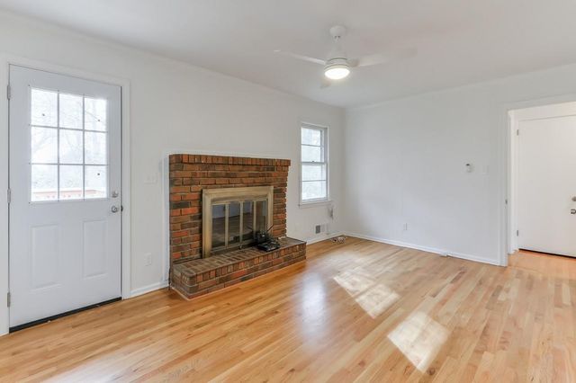 1055 Tuxedo Drive, Roswell, GA 30075
