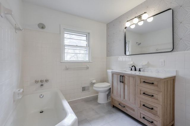 1055 Tuxedo Drive, Roswell, GA 30075