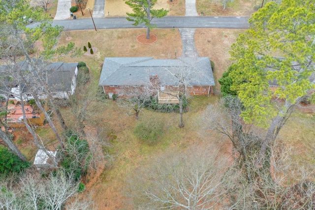 1055 Tuxedo Drive, Roswell, GA 30075