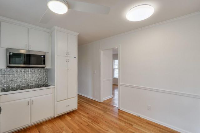 1055 Tuxedo Drive, Roswell, GA 30075