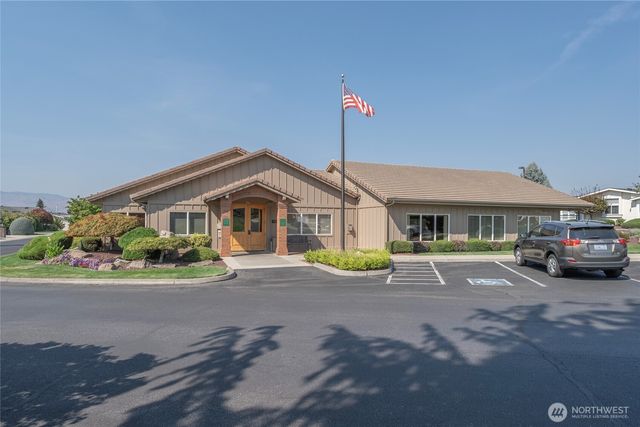 531 Nahalee Drive, East Wenatchee, WA 98802