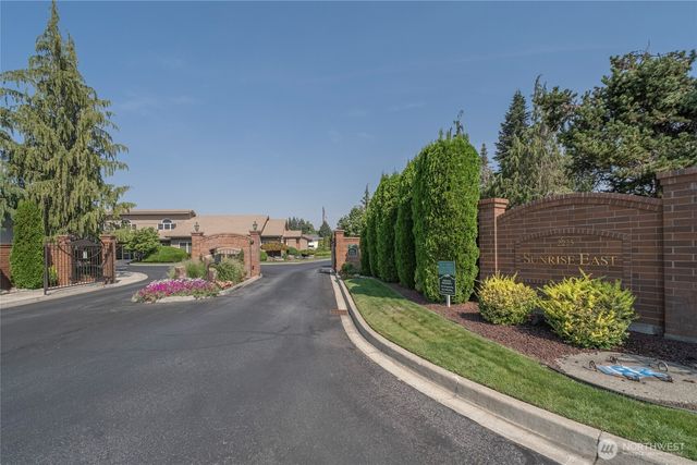 531 Nahalee Drive, East Wenatchee, WA 98802