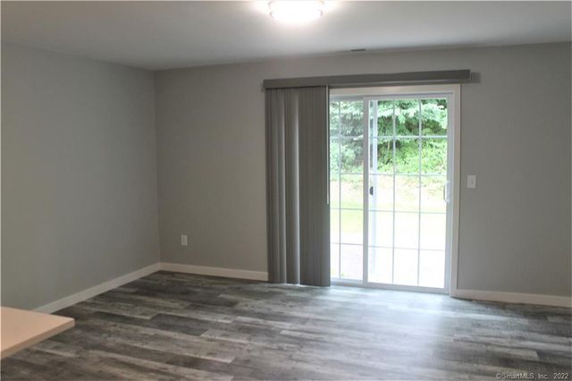 9 Goodhill Road 103, Bethel, CT 06801