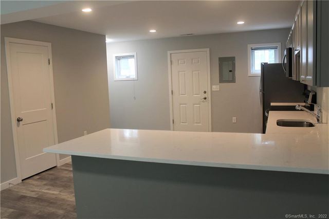 9 Goodhill Road 103, Bethel, CT 06801