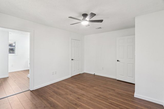 385 Alta Vista DR, Bastrop, TX 78602