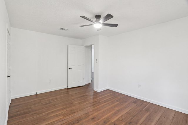 385 Alta Vista DR, Bastrop, TX 78602