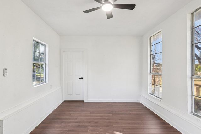 385 Alta Vista DR, Bastrop, TX 78602